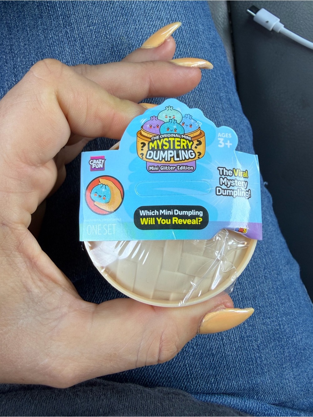 Viral! Mystery Dumpling Mini Glitter Edition - Squish Toy